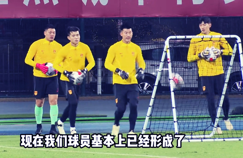 战术奏效！利物浦双翼齐飞压制武磊整场无力还手！
